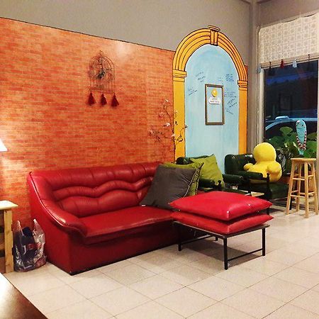 Ama Phuket Hostel Exterior photo